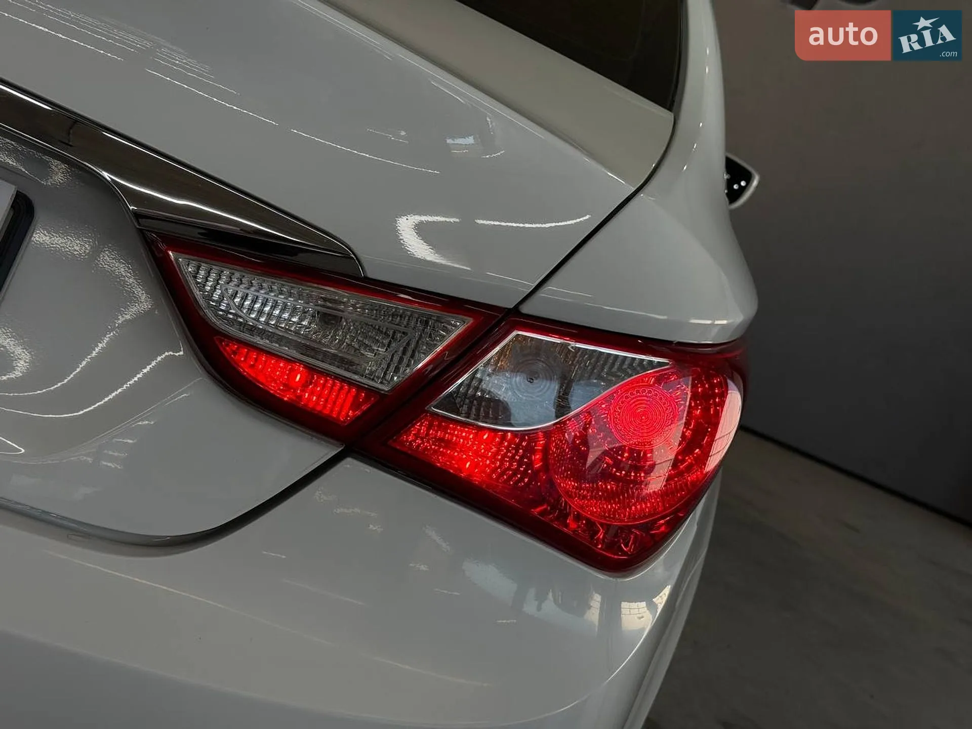 2013 Hyundai Sonata - мініатюра 17