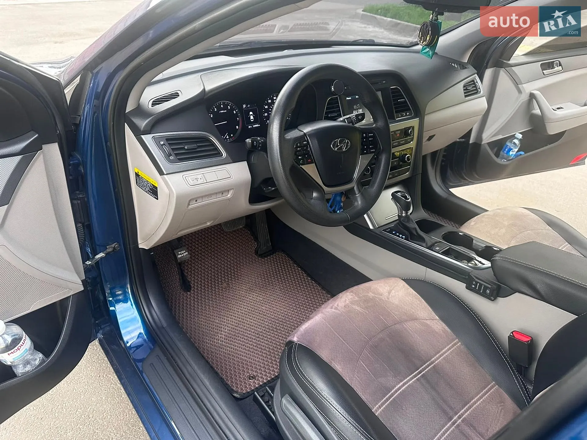 2017 Hyundai Sonata - мініатюра 11