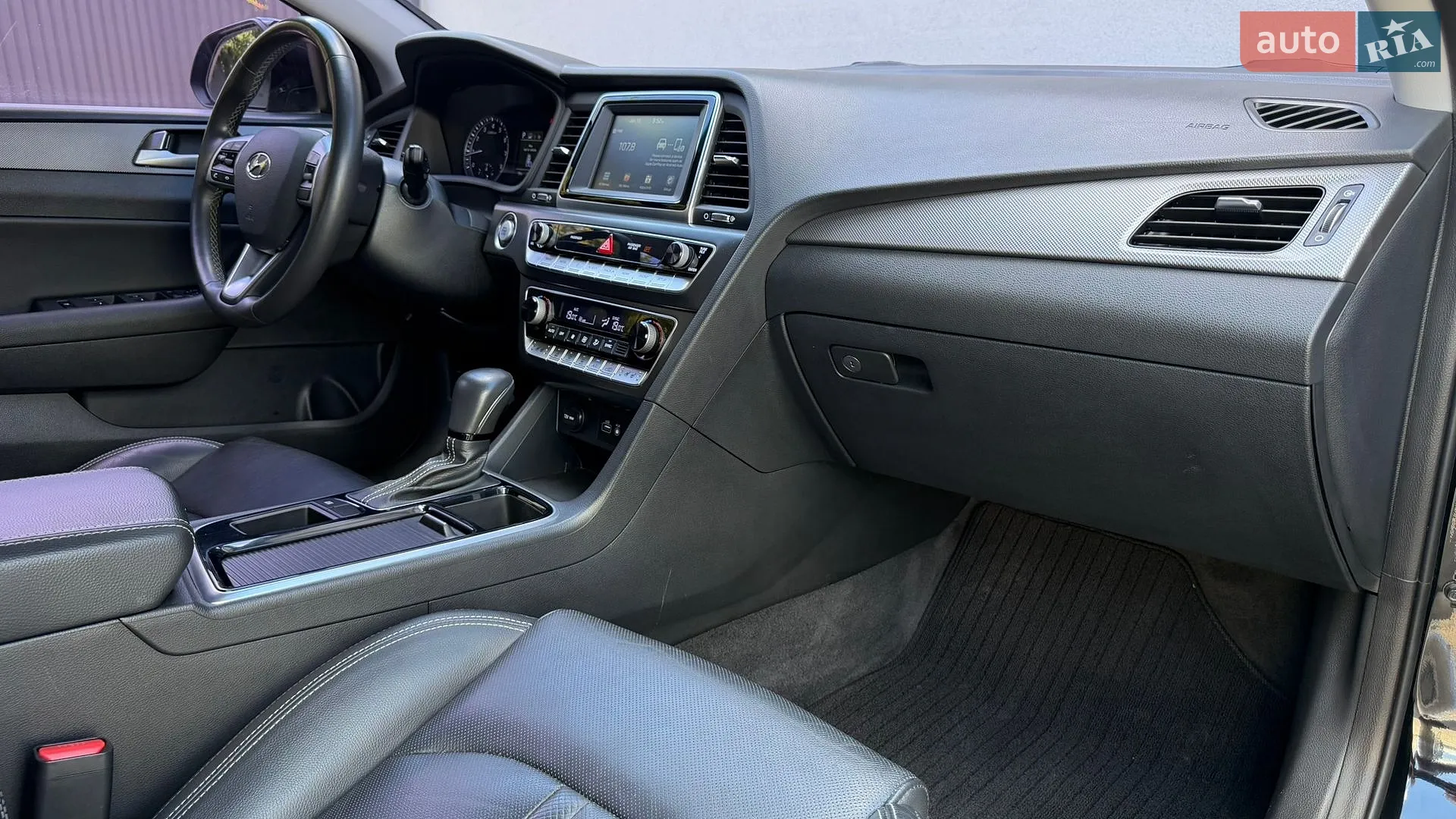 2017 Hyundai Sonata - мініатюра 12