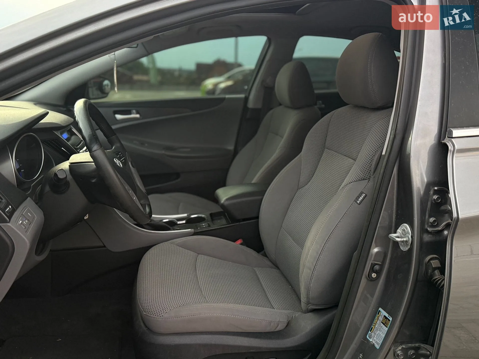 2011 Hyundai Sonata - мініатюра 16