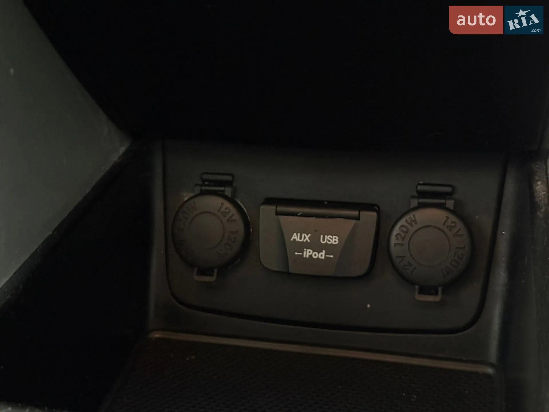 2011 Hyundai Sonata - мініатюра 22