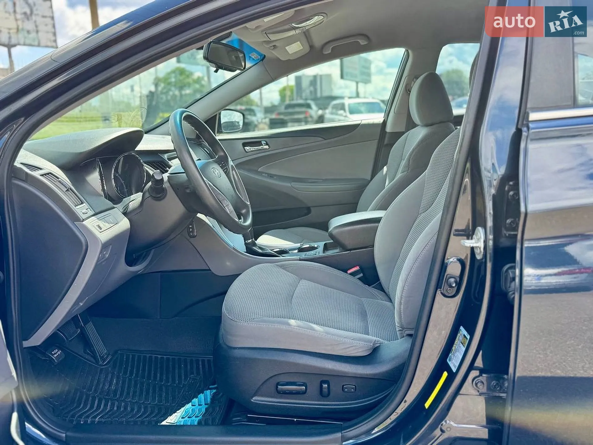 2013 Hyundai Sonata - мініатюра 16