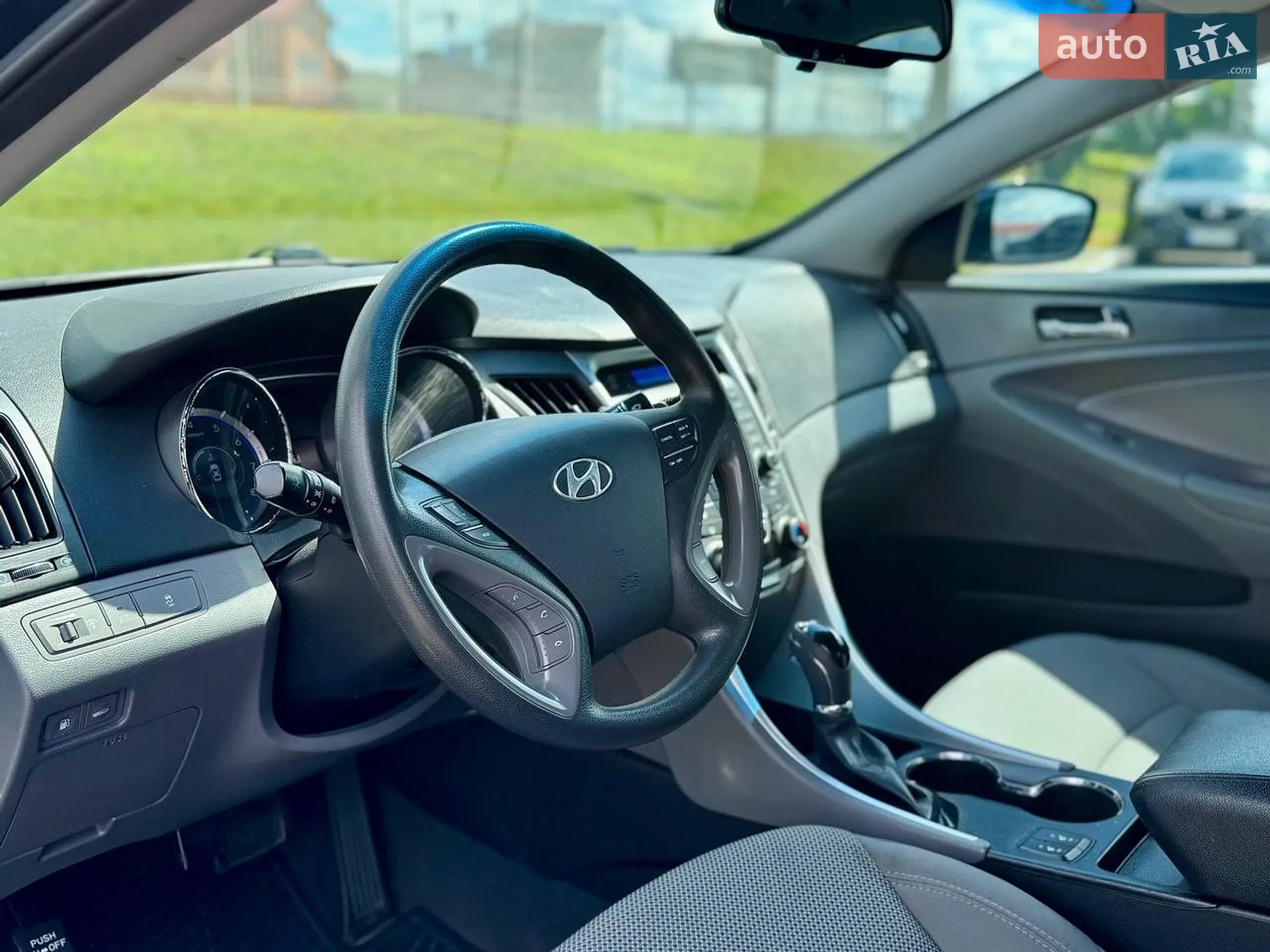 2013 Hyundai Sonata - мініатюра 18