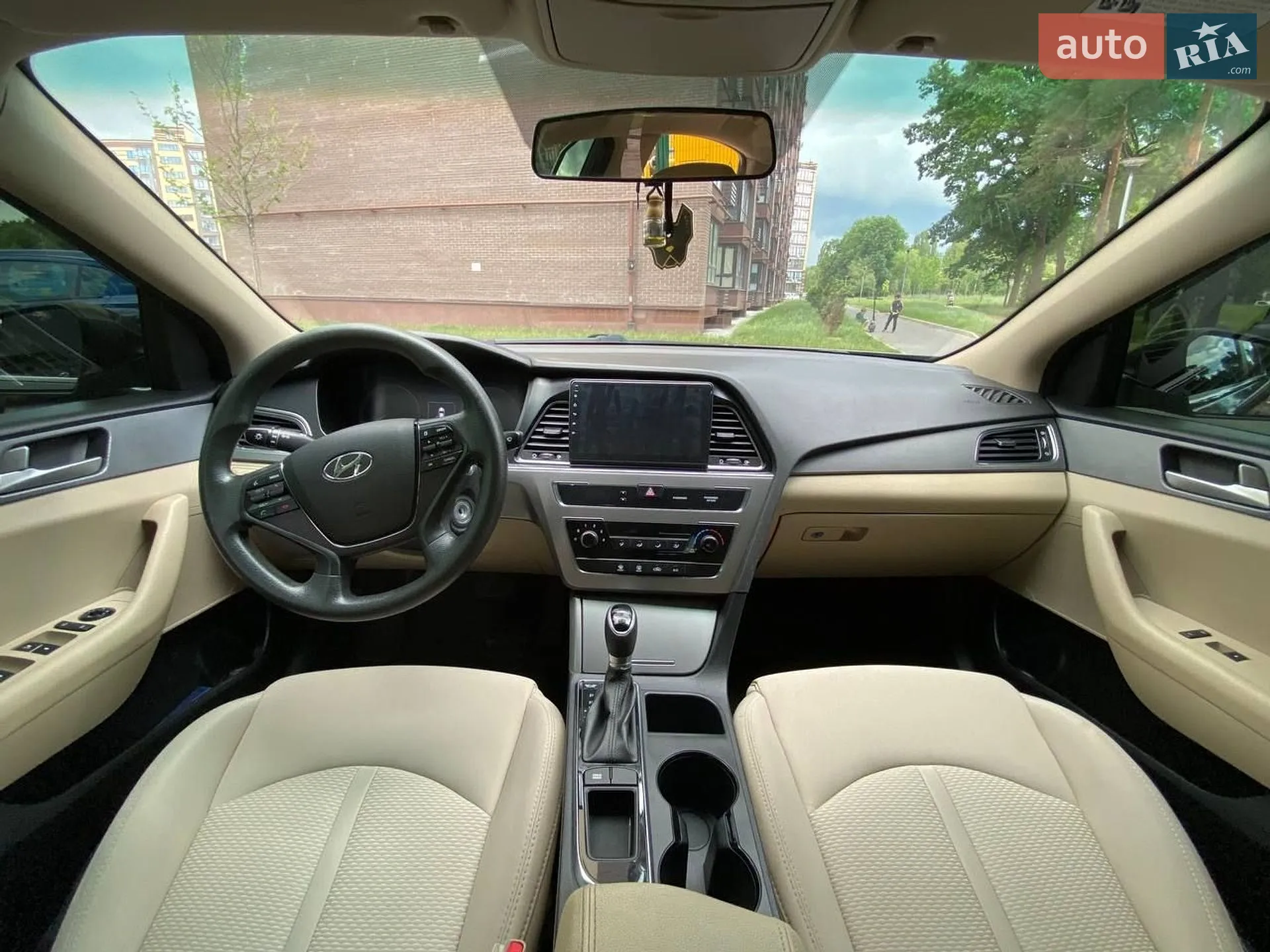 2017 Hyundai Sonata - мініатюра 9