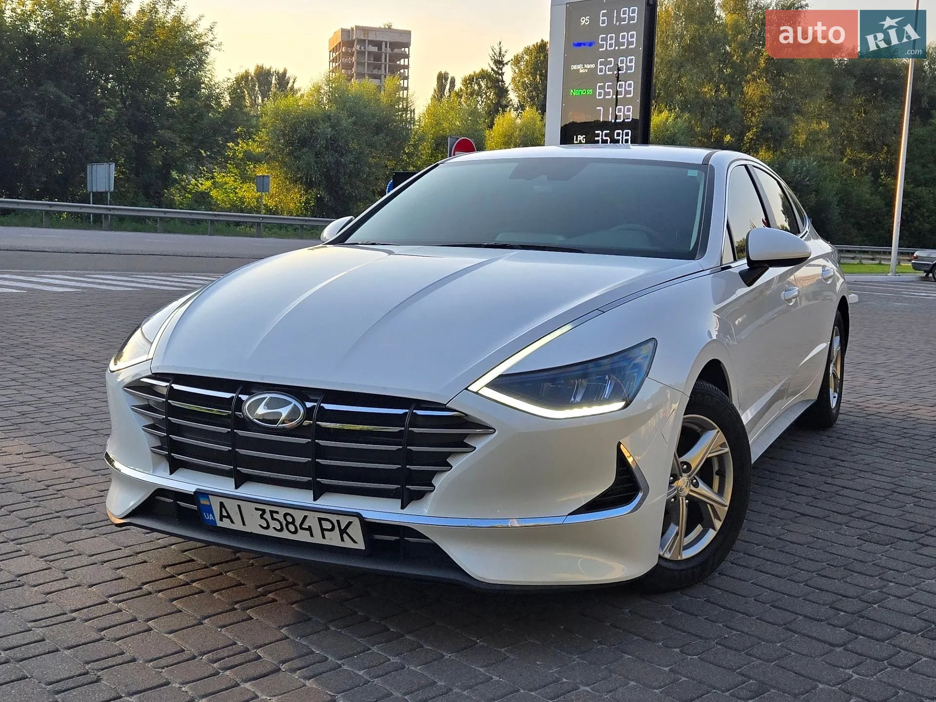 2019 Hyundai Sonata - мініатюра 17