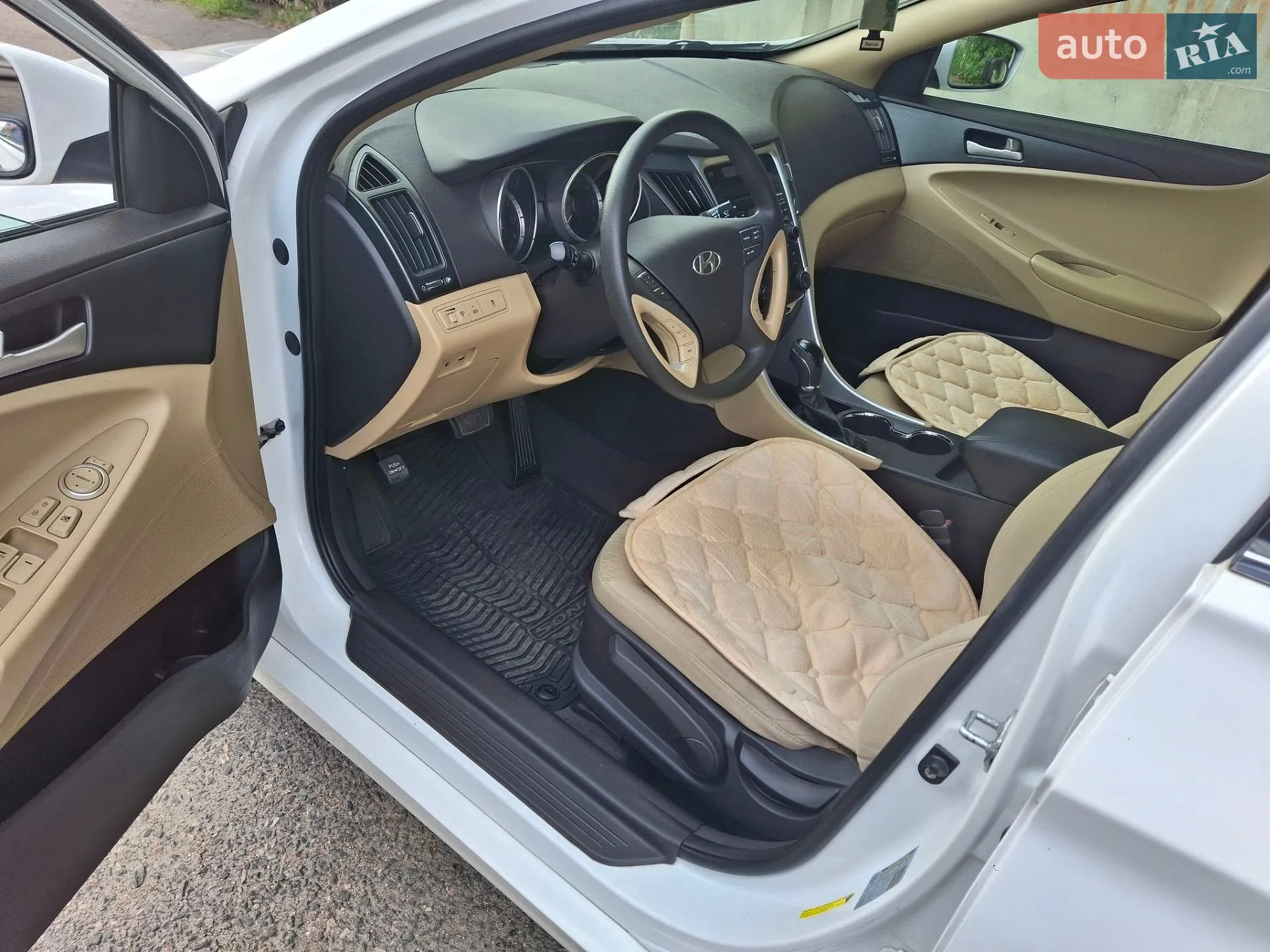 2011 Hyundai Sonata - мініатюра 13