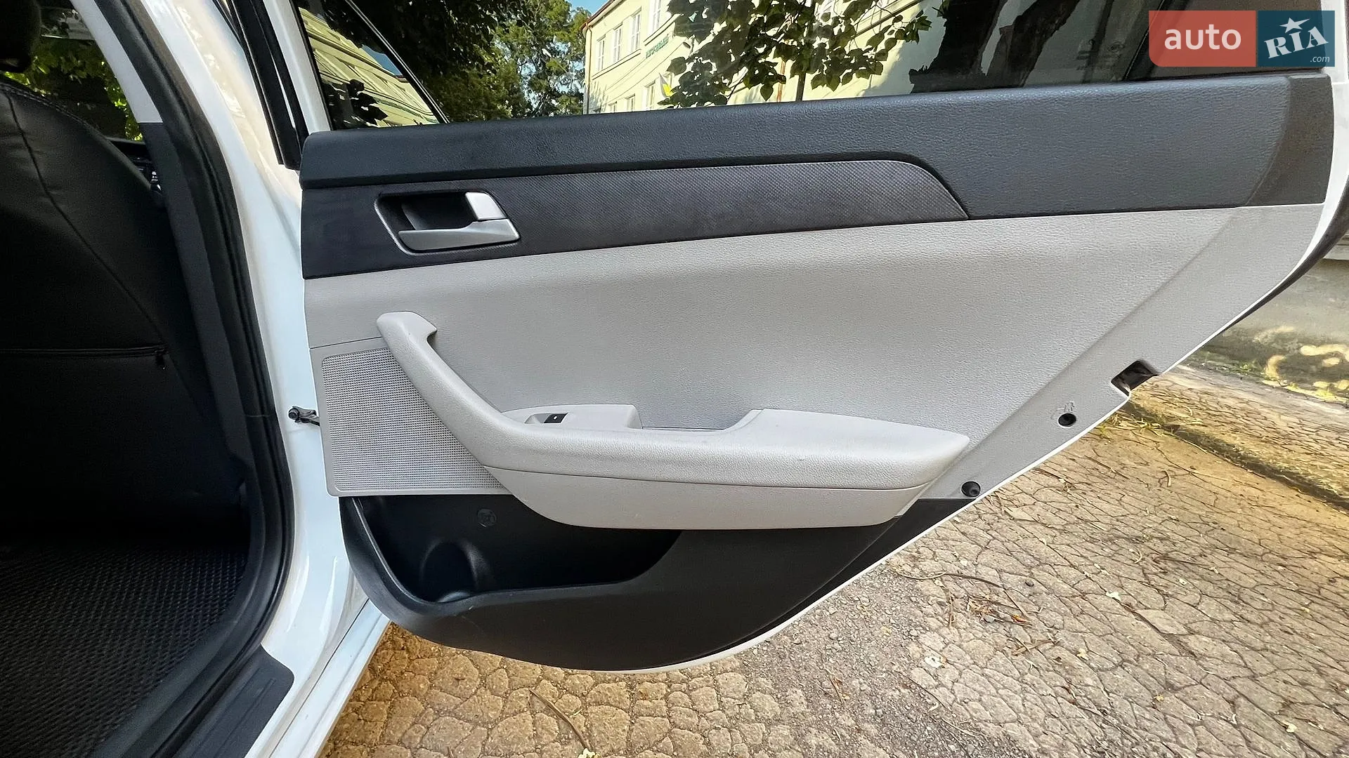 2016 Hyundai Sonata - мініатюра 24