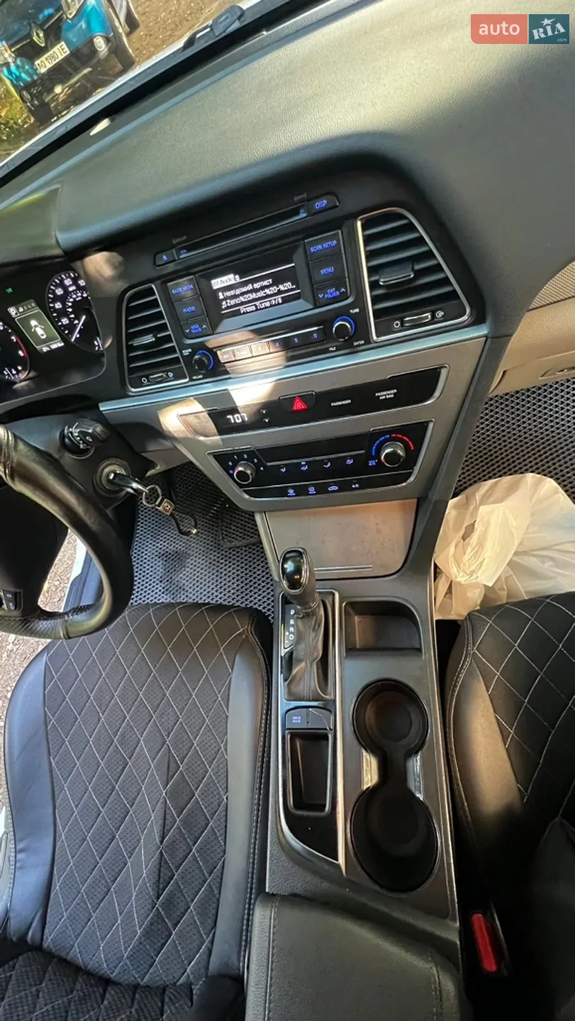 2016 Hyundai Sonata - мініатюра 29