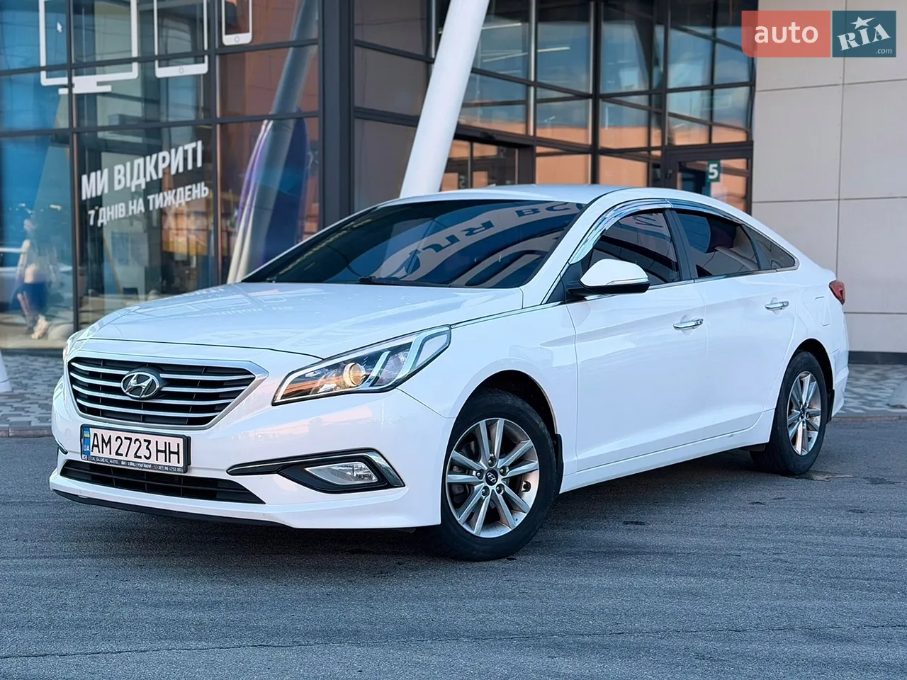2013 Hyundai Sonata - мініатюра 21