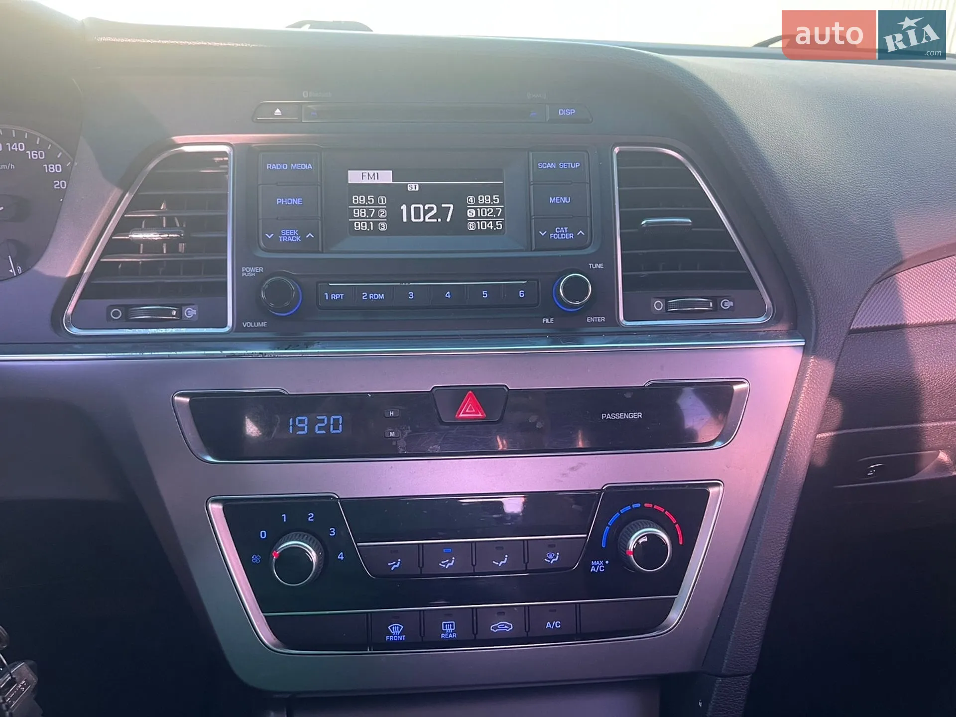 2015 Hyundai Sonata - мініатюра 17