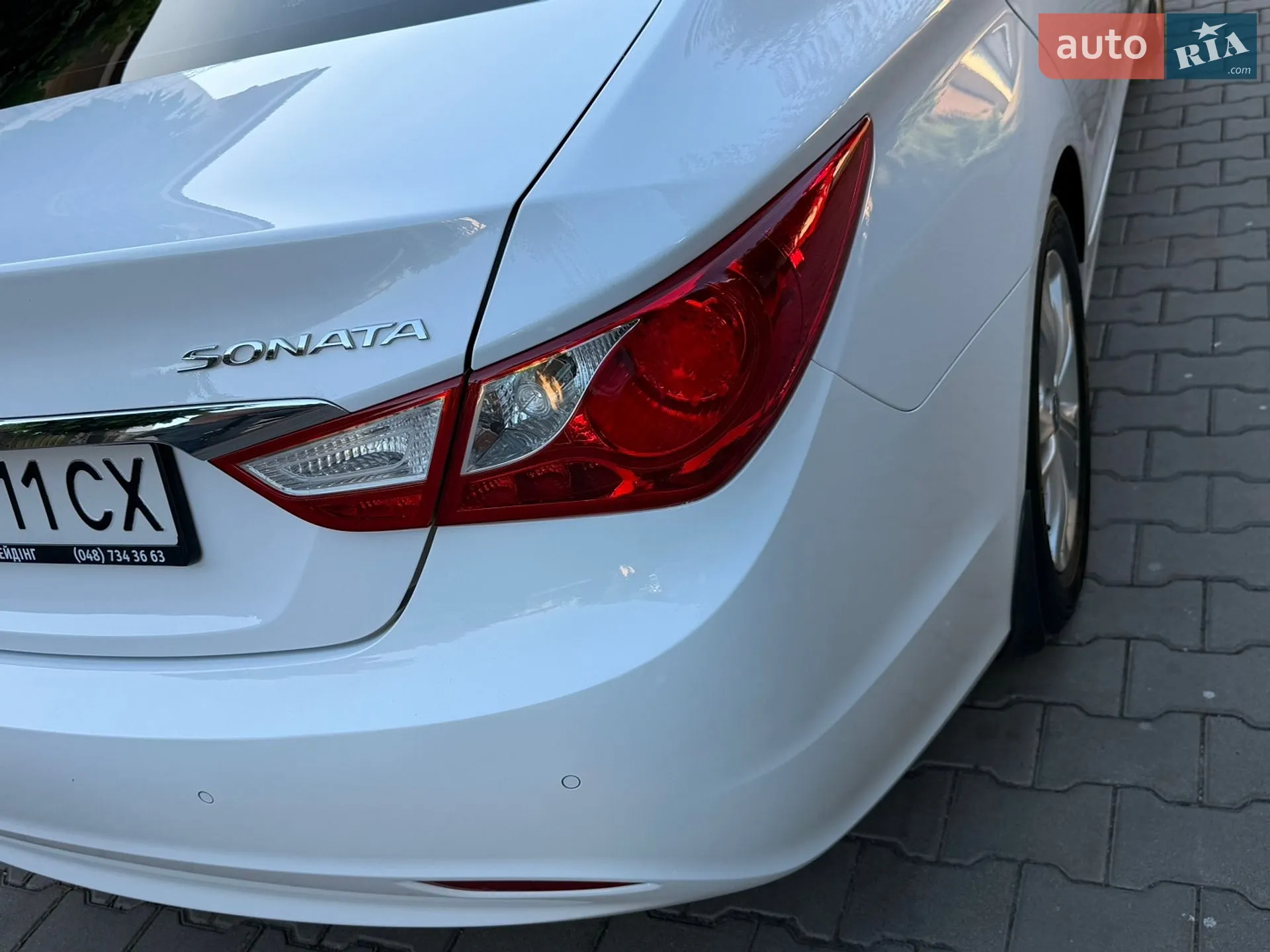 2010 Hyundai Sonata - мініатюра 16