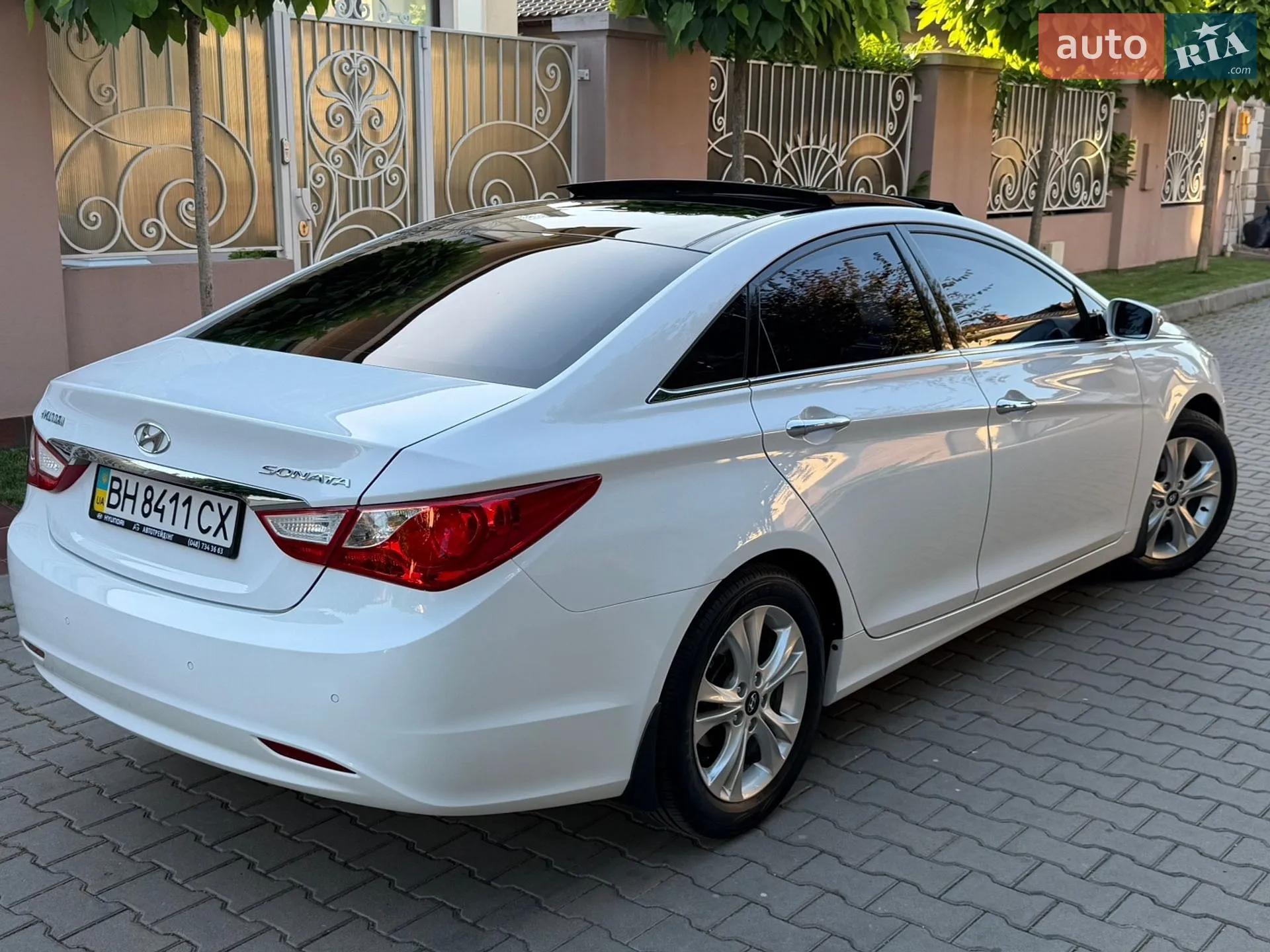 2010 Hyundai Sonata - мініатюра 25