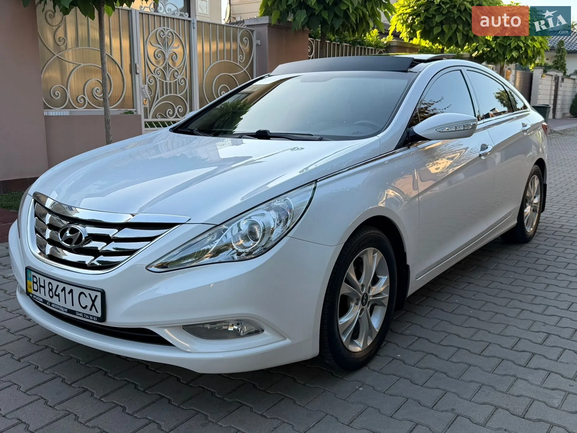 2010 Hyundai Sonata - мініатюра 42