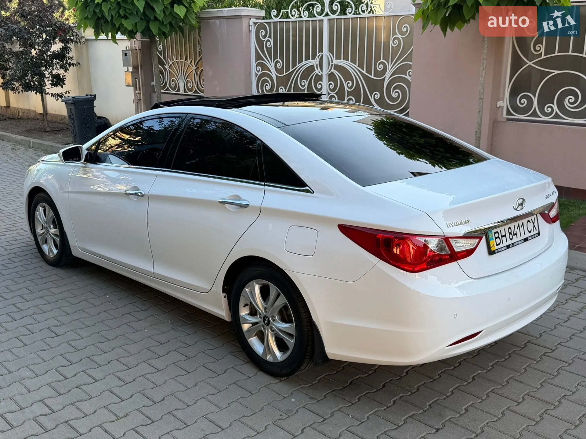 2010 Hyundai Sonata - мініатюра 40