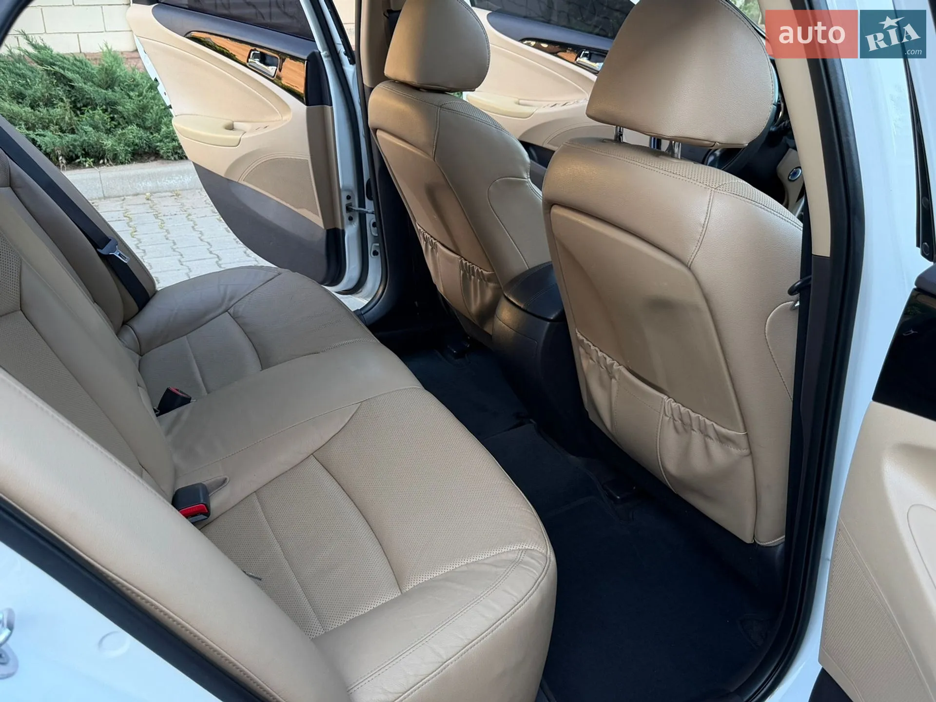 2010 Hyundai Sonata - мініатюра 59