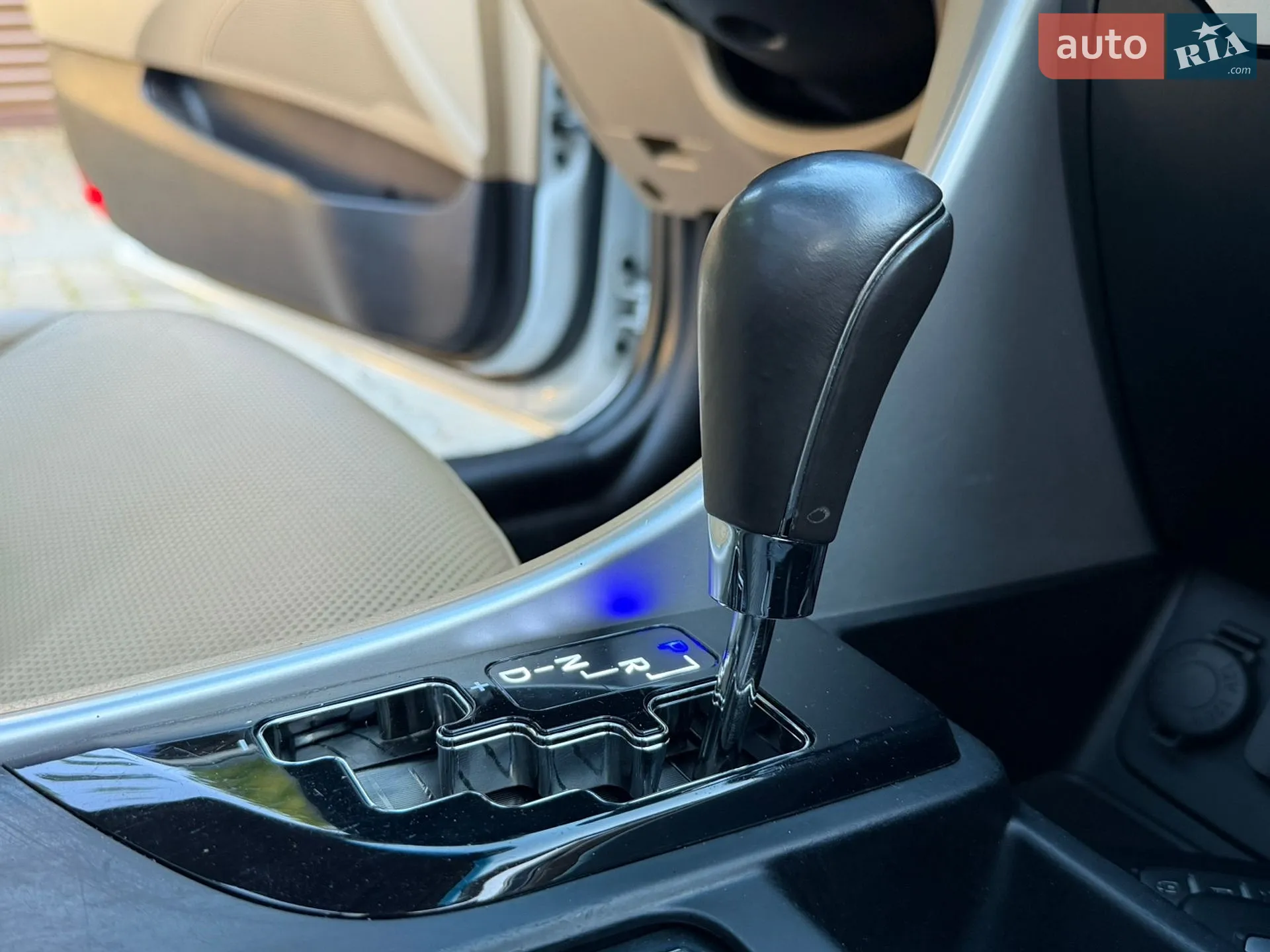 2010 Hyundai Sonata - мініатюра 67