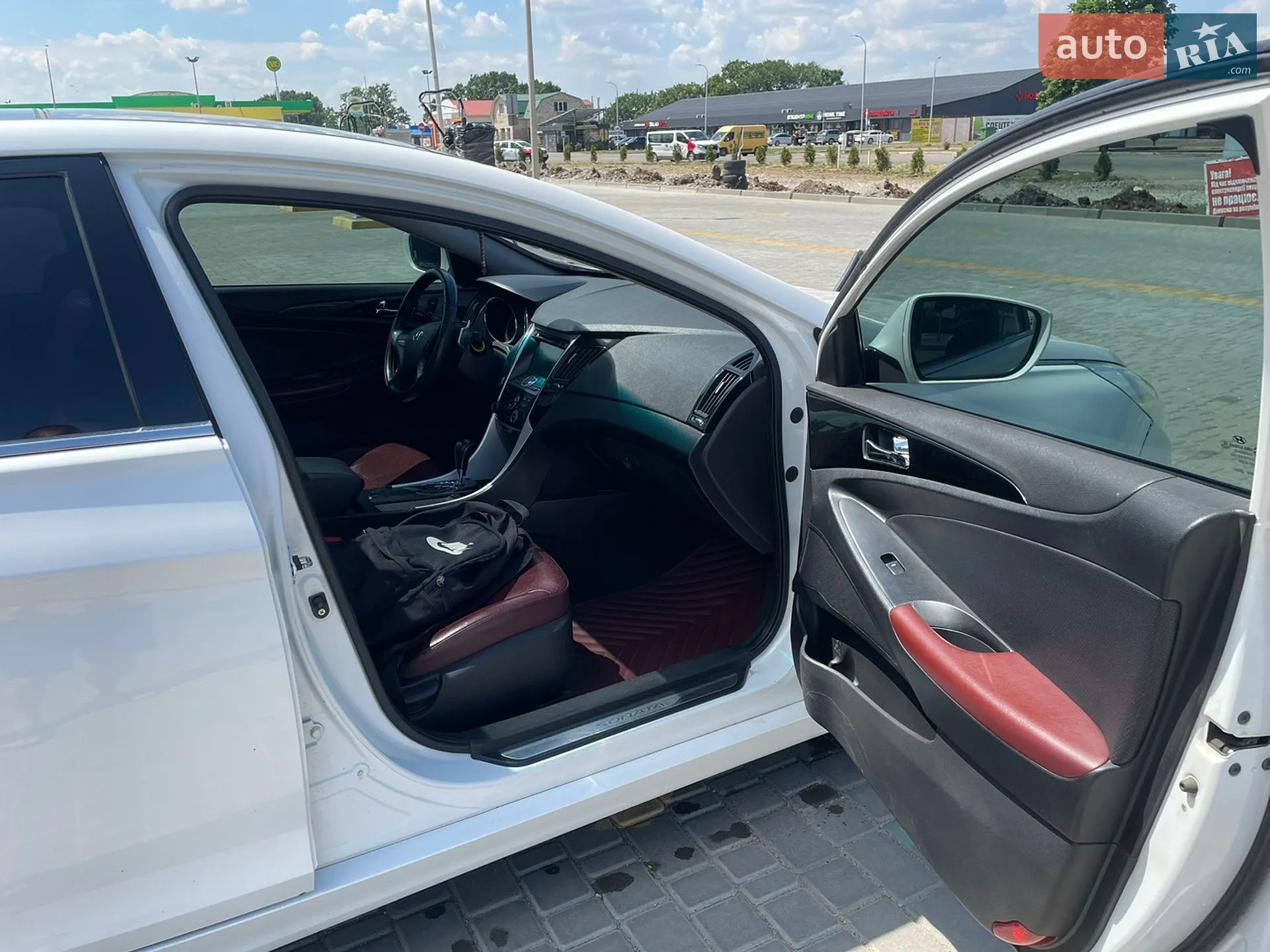 2010 Hyundai Sonata - мініатюра 9