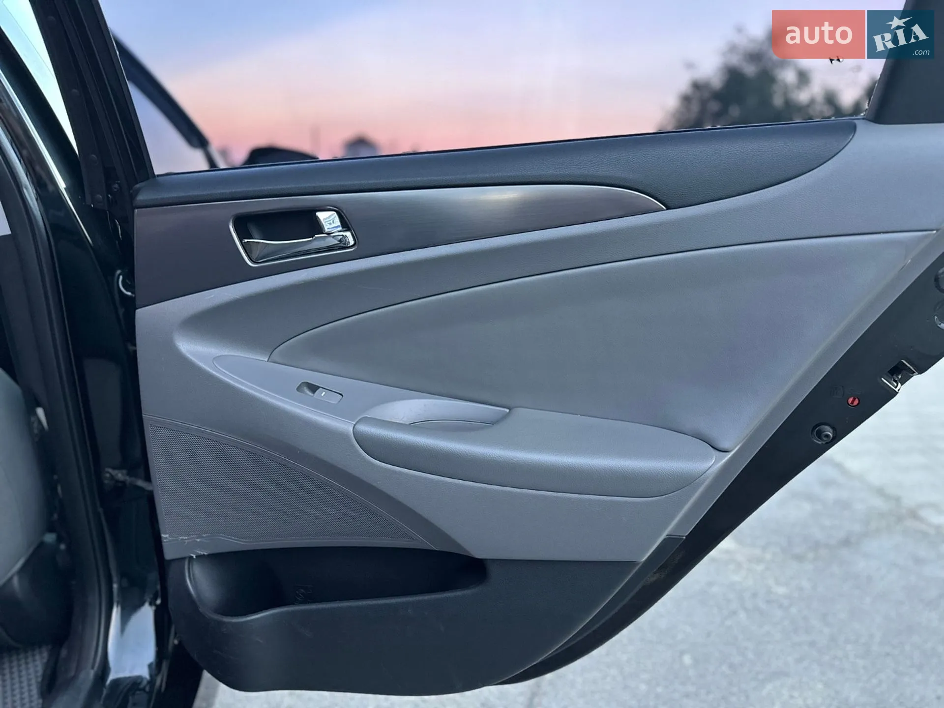 2011 Hyundai Sonata - мініатюра 14