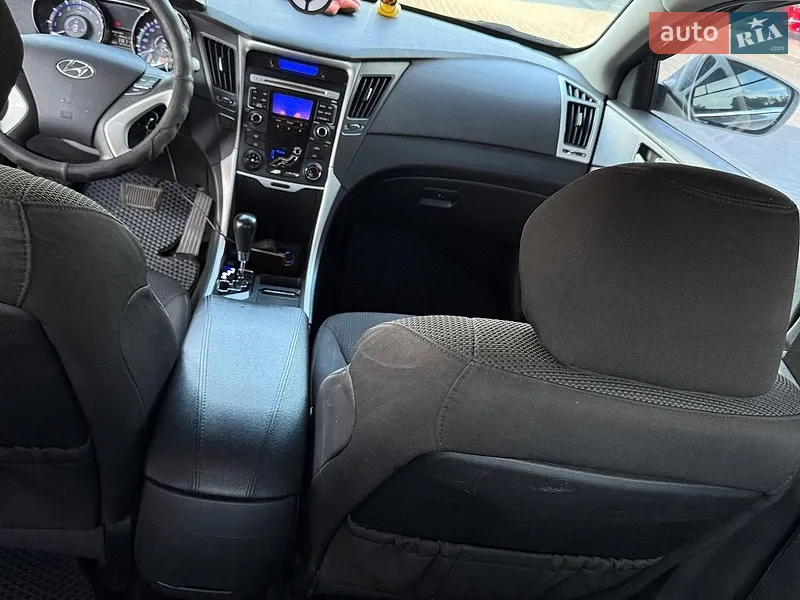 Hyundai Sonata 2011 VIN KMHEB41BBCA316298 фото оголошення 8 з 51