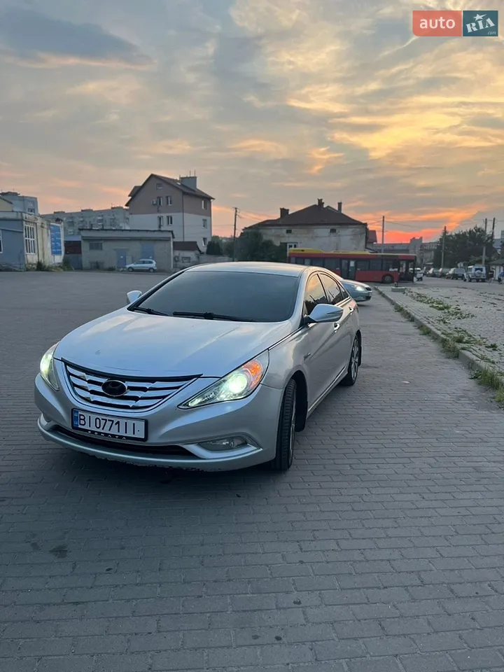 2013 Hyundai Sonata - мініатюра 19