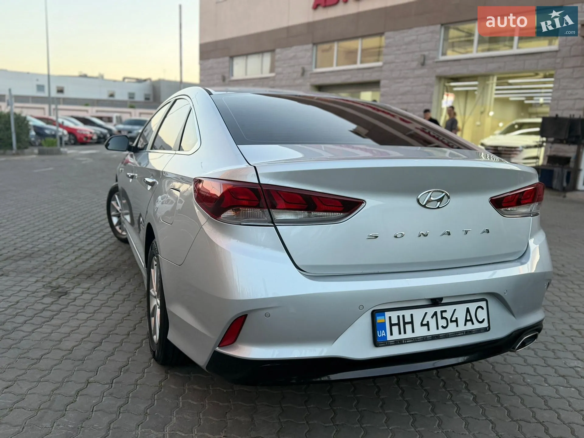2017 Hyundai Sonata - мініатюра 9