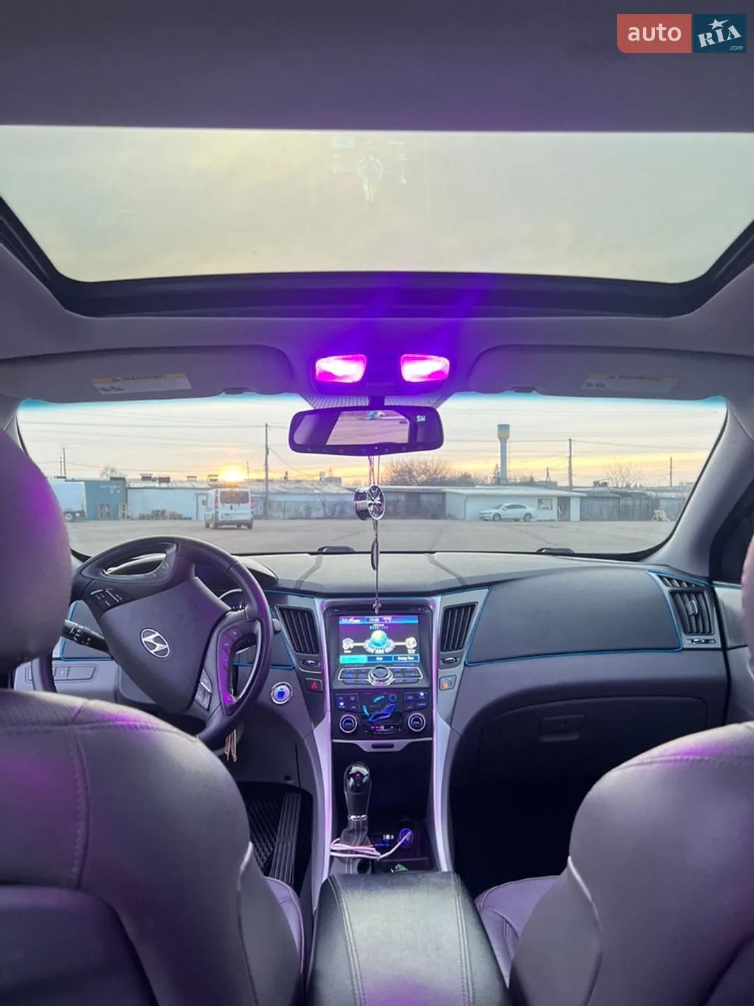 2013 Hyundai Sonata - мініатюра 17