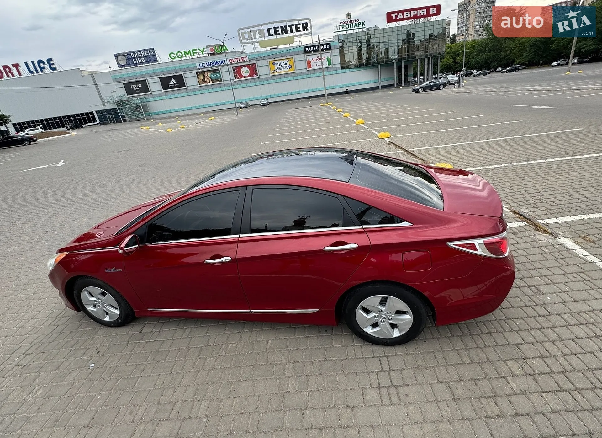2011 Hyundai Sonata - мініатюра 16