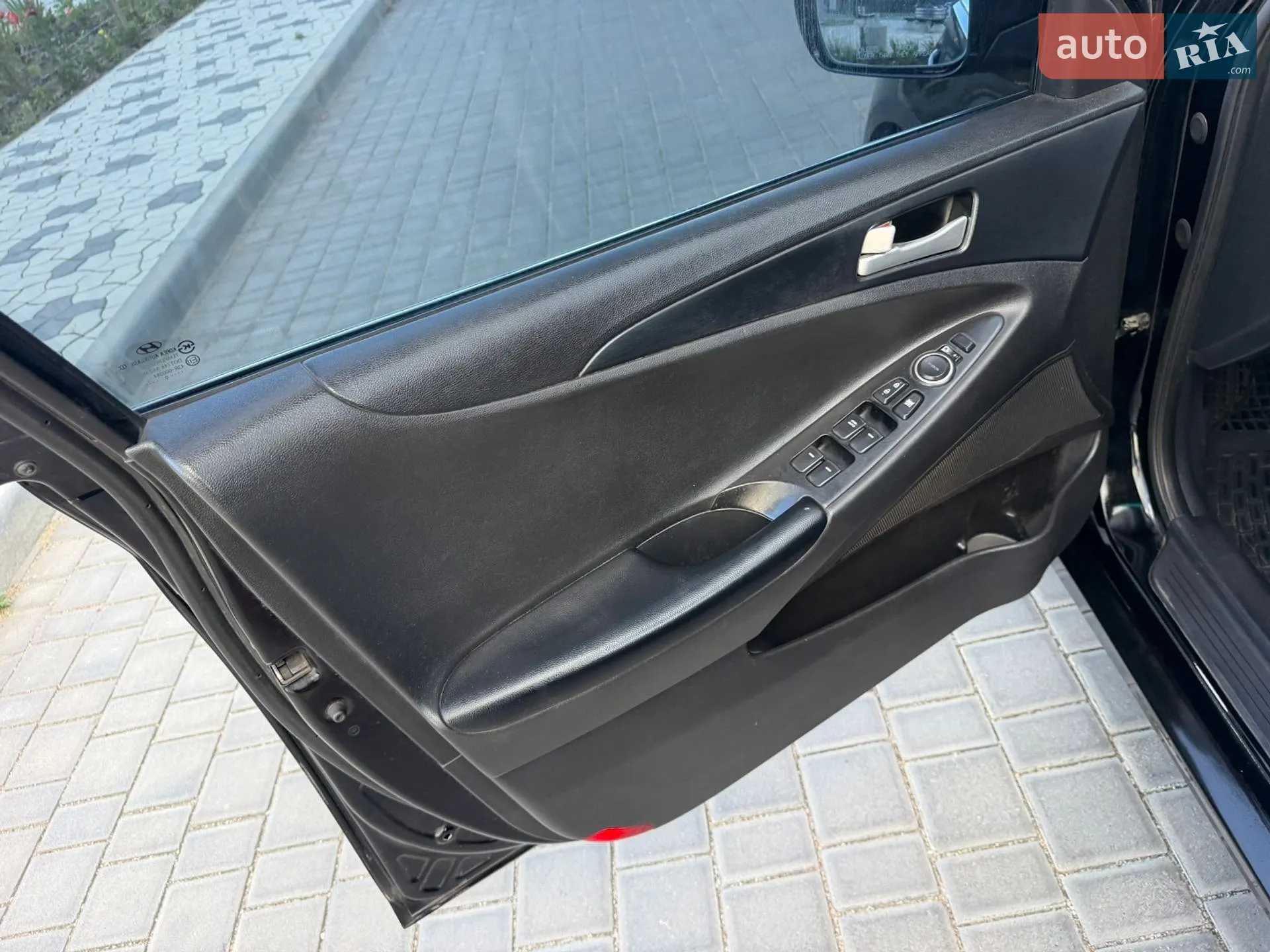 2010 Hyundai Sonata - мініатюра 37