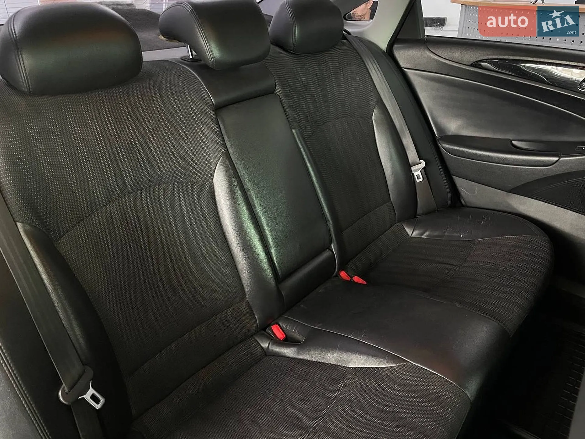 2010 Hyundai Sonata - мініатюра 29