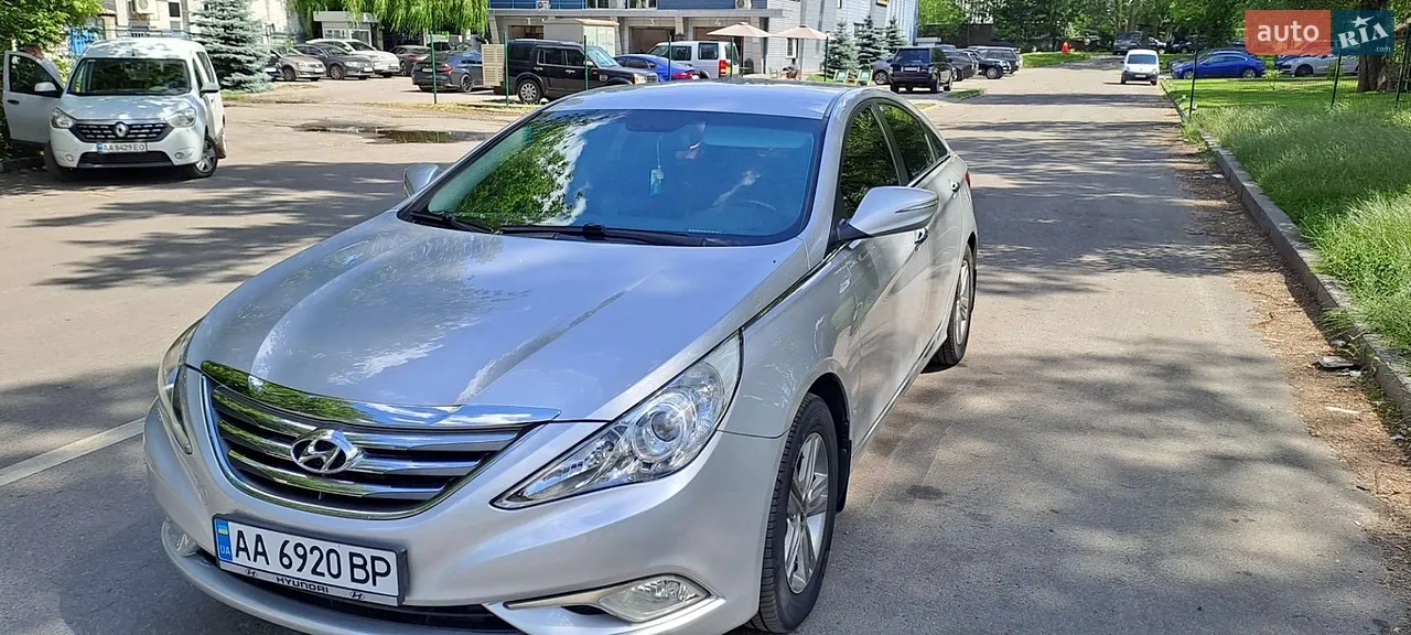 2011 Hyundai Sonata - мініатюра 13
