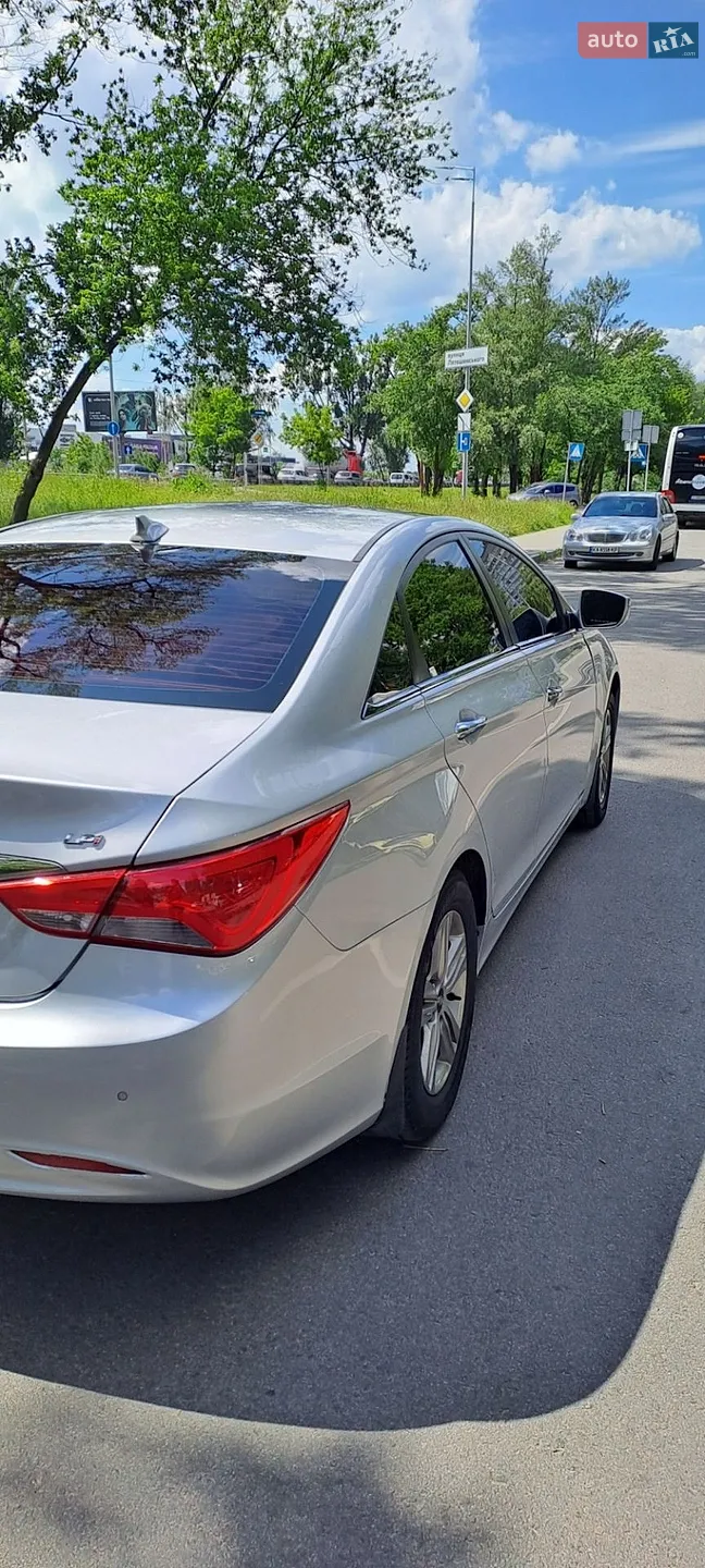 Hyundai Sonata 2012 VIN KMHEC41LBDA508764 фото оголошення 12 з 56