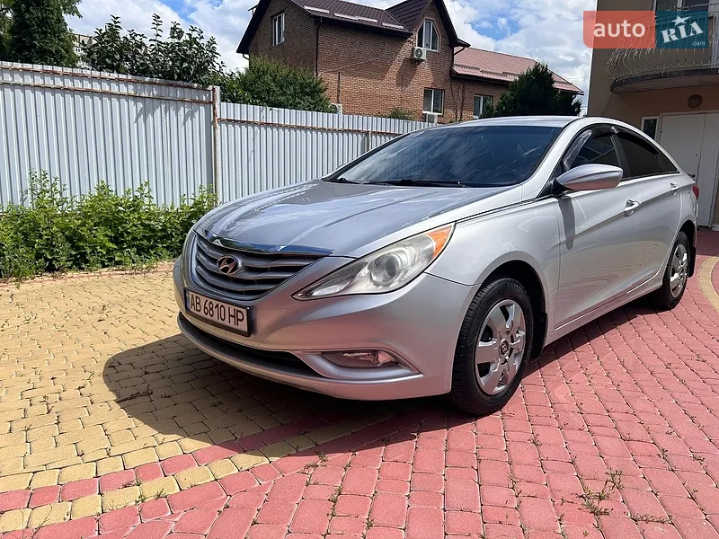 Hyundai Sonata 2012