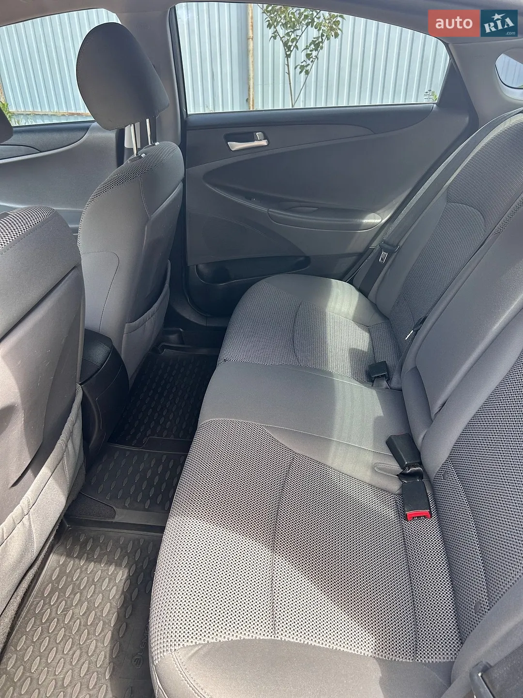 2012 Hyundai Sonata - мініатюра 22