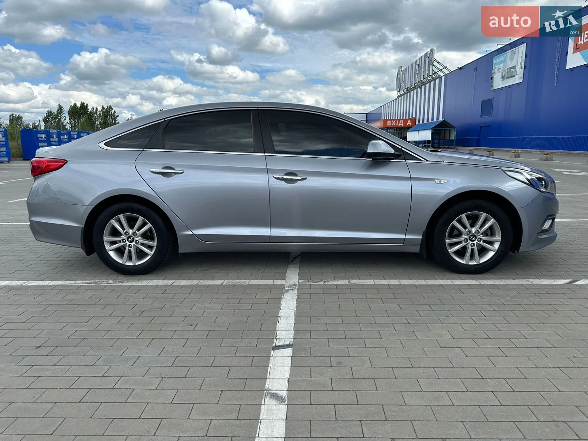 2016 Hyundai Sonata - мініатюра 18