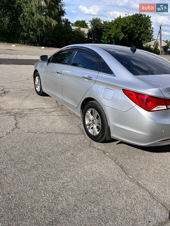 2012 Hyundai Sonata - мініатюра 32