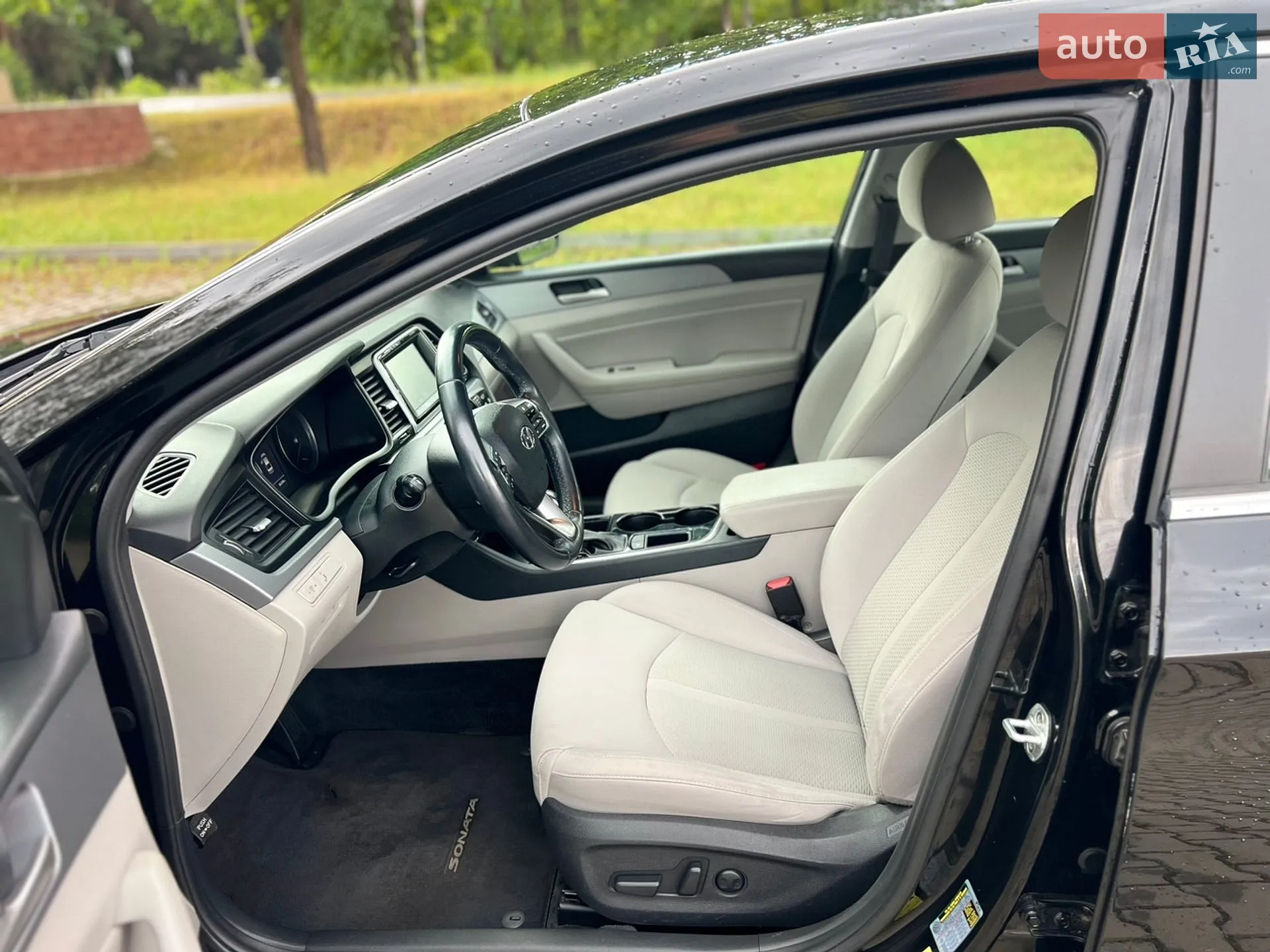 2017 Hyundai Sonata - мініатюра 16