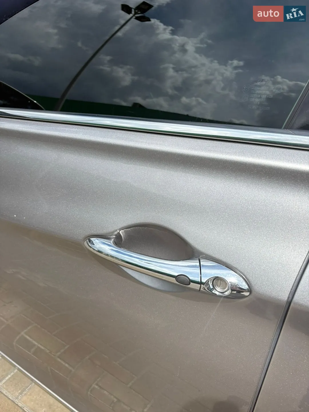 2010 Hyundai Sonata - мініатюра 17