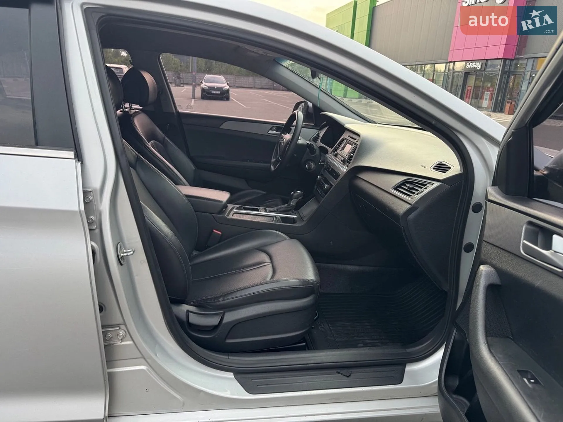 Hyundai Sonata 2016 VIN KMHE341DBGA224220 фото оголошення 9 з 23