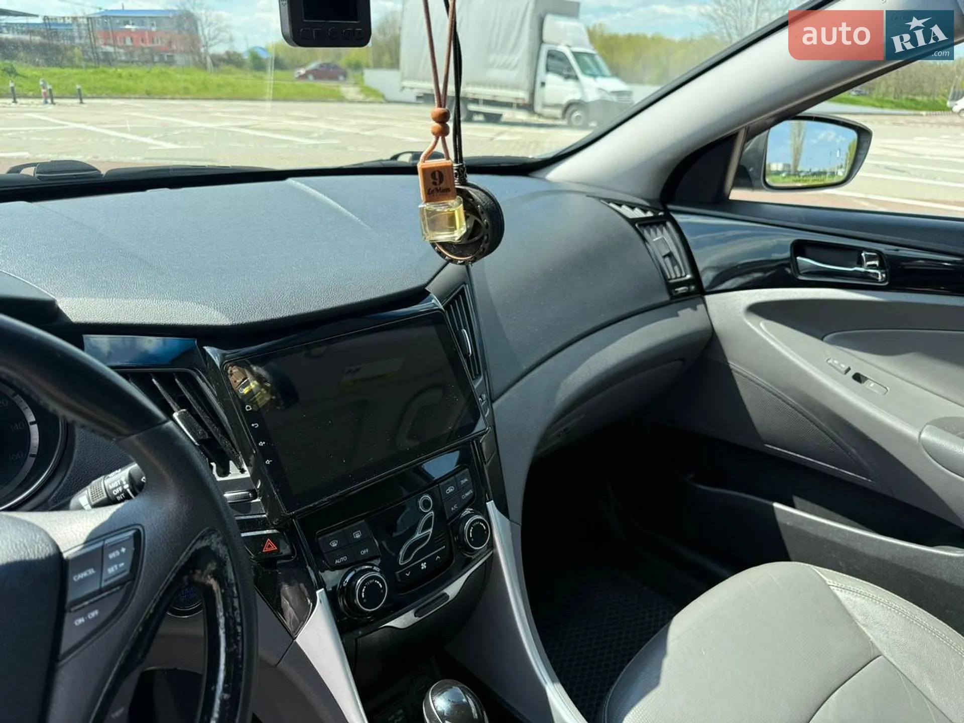 2012 Hyundai Sonata - мініатюра 26