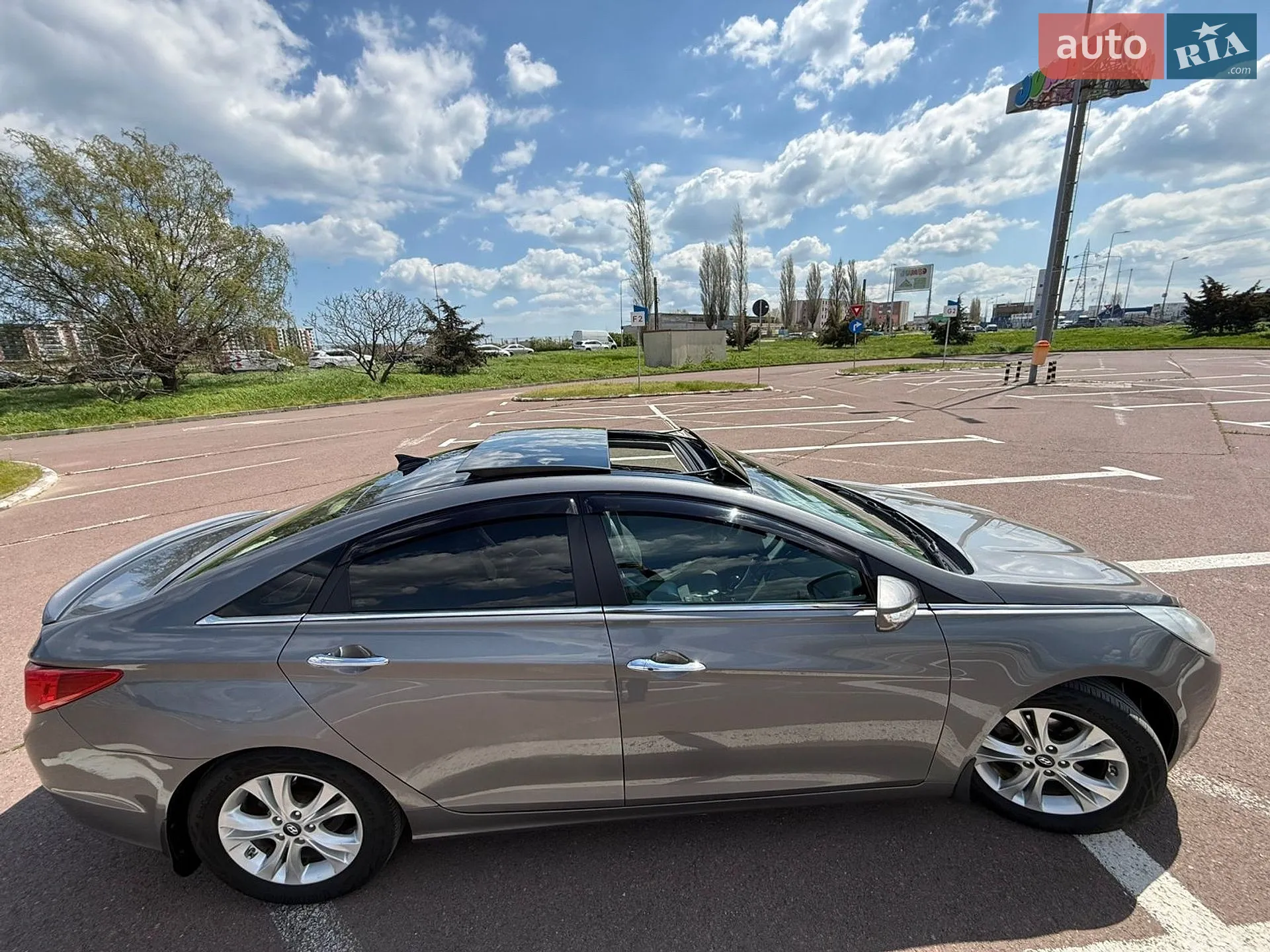 2012 Hyundai Sonata - мініатюра 28