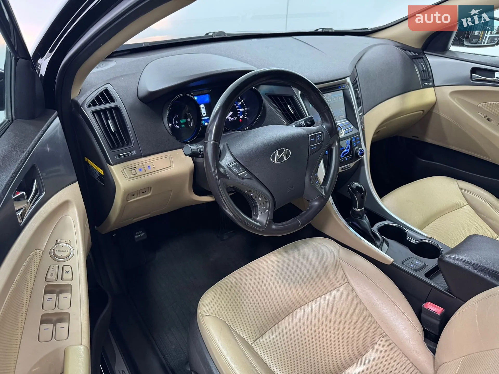 2013 Hyundai Sonata - мініатюра 18