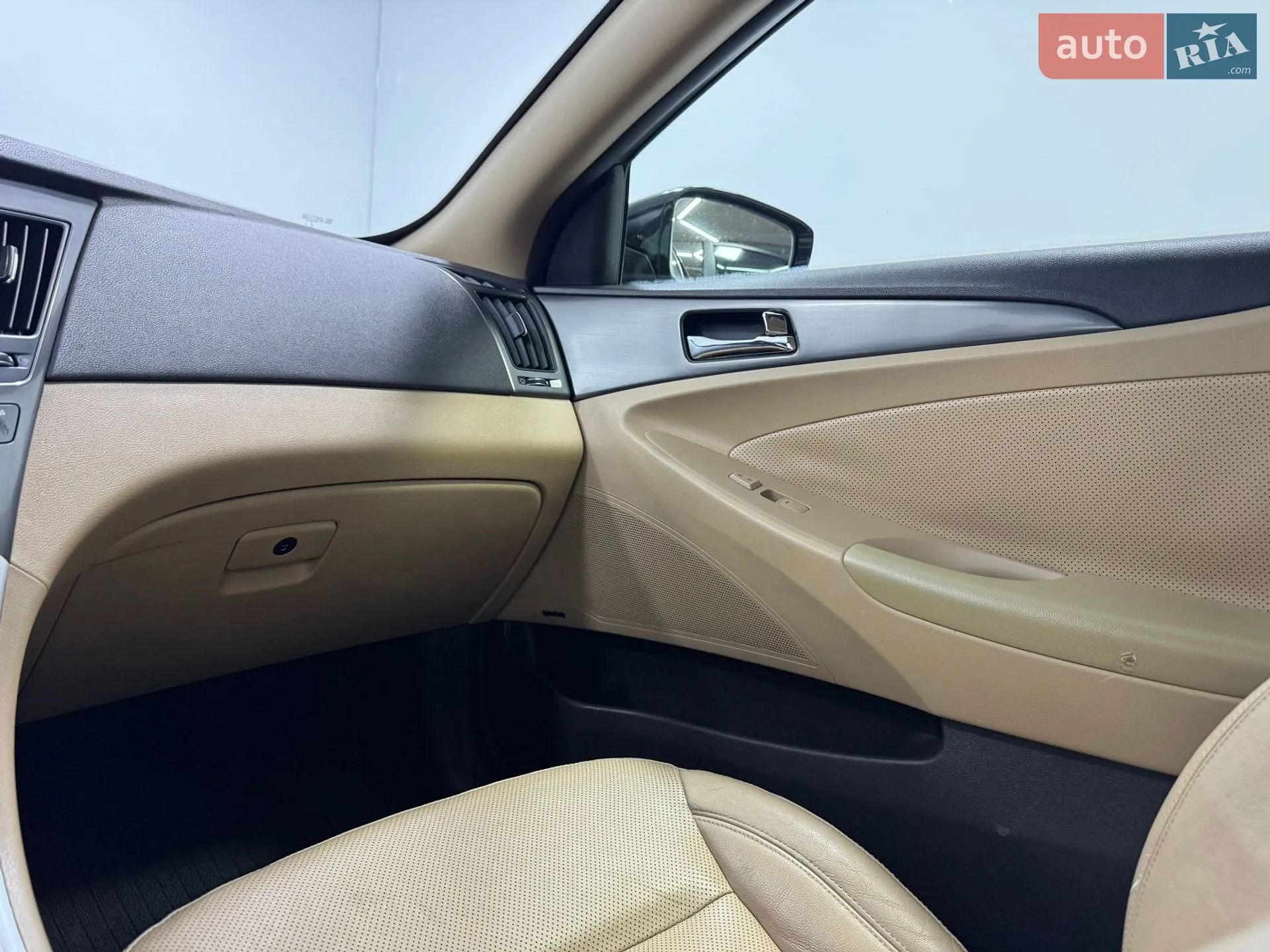 2013 Hyundai Sonata - мініатюра 36