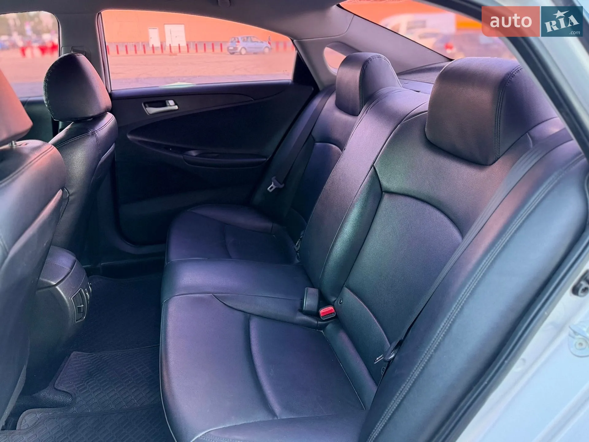 2016 Hyundai Sonata - мініатюра 18
