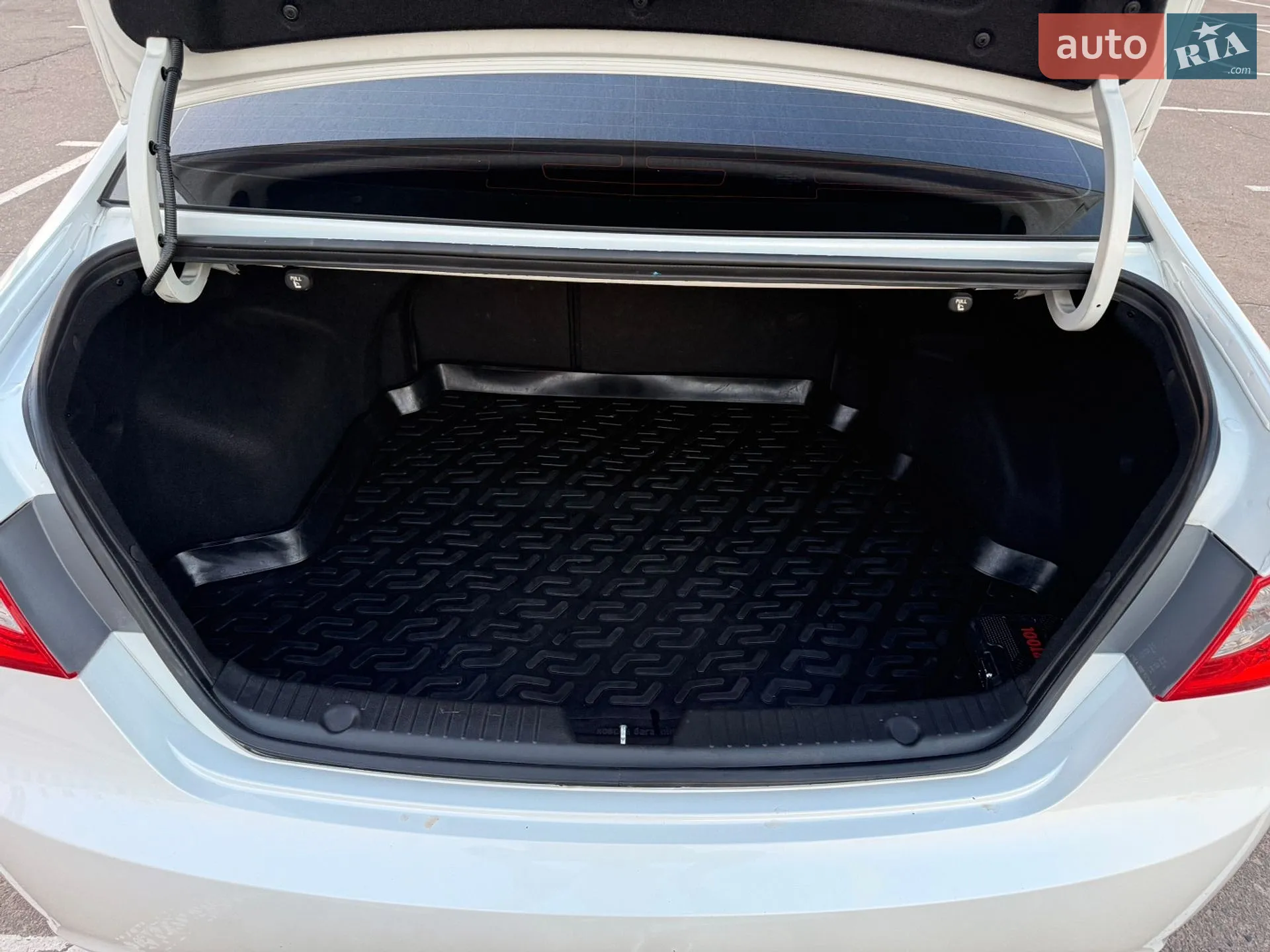 2011 Hyundai Sonata - мініатюра 13