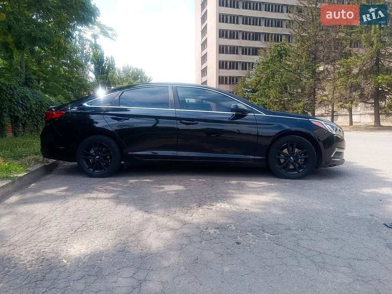 2013 Hyundai Sonata - мініатюра 16