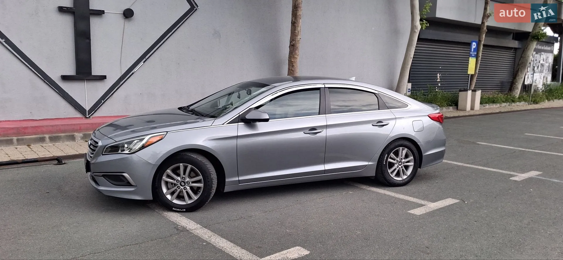 2016 Hyundai Sonata - мініатюра 10
