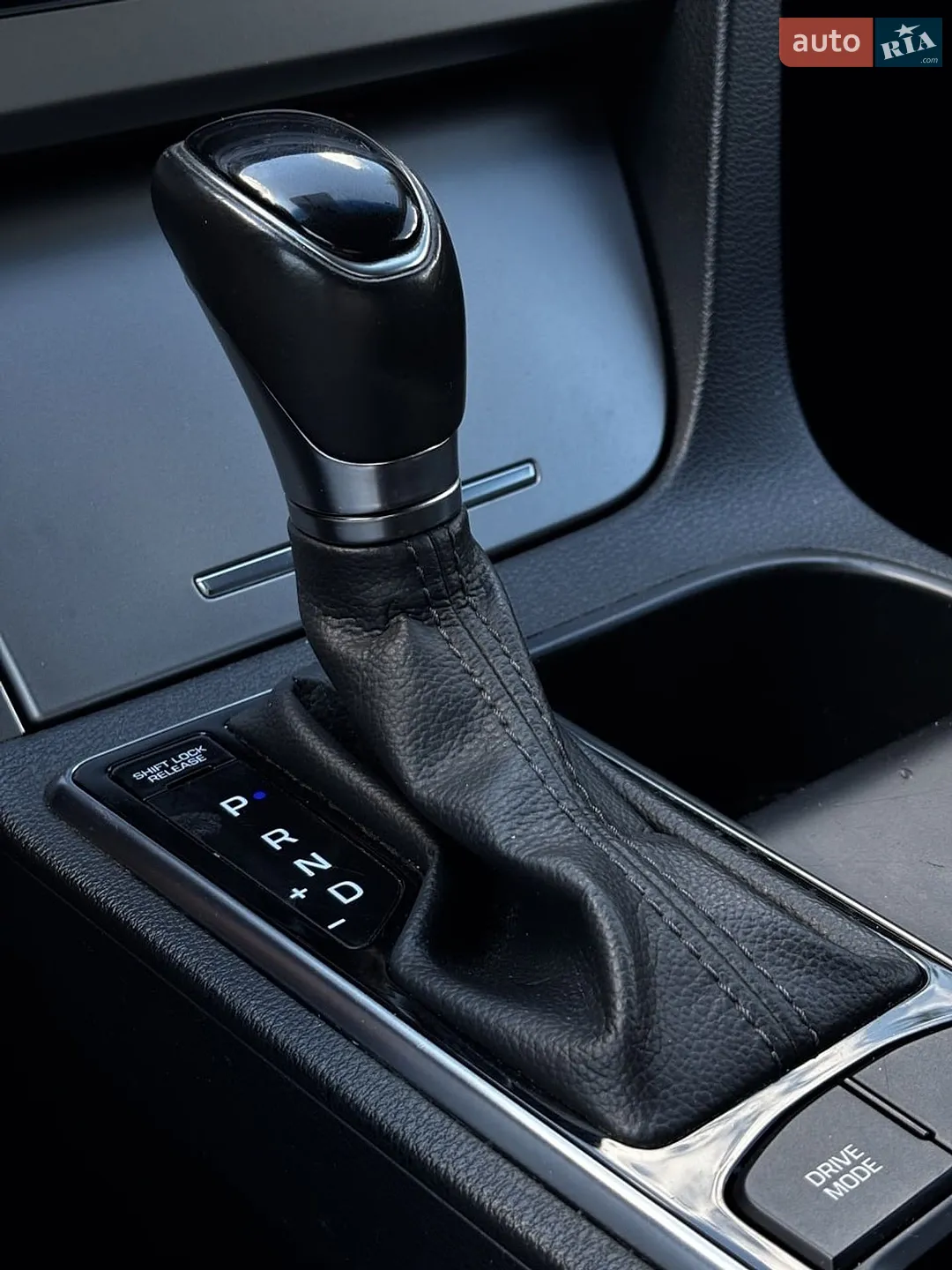 2015 Hyundai Sonata - мініатюра 24
