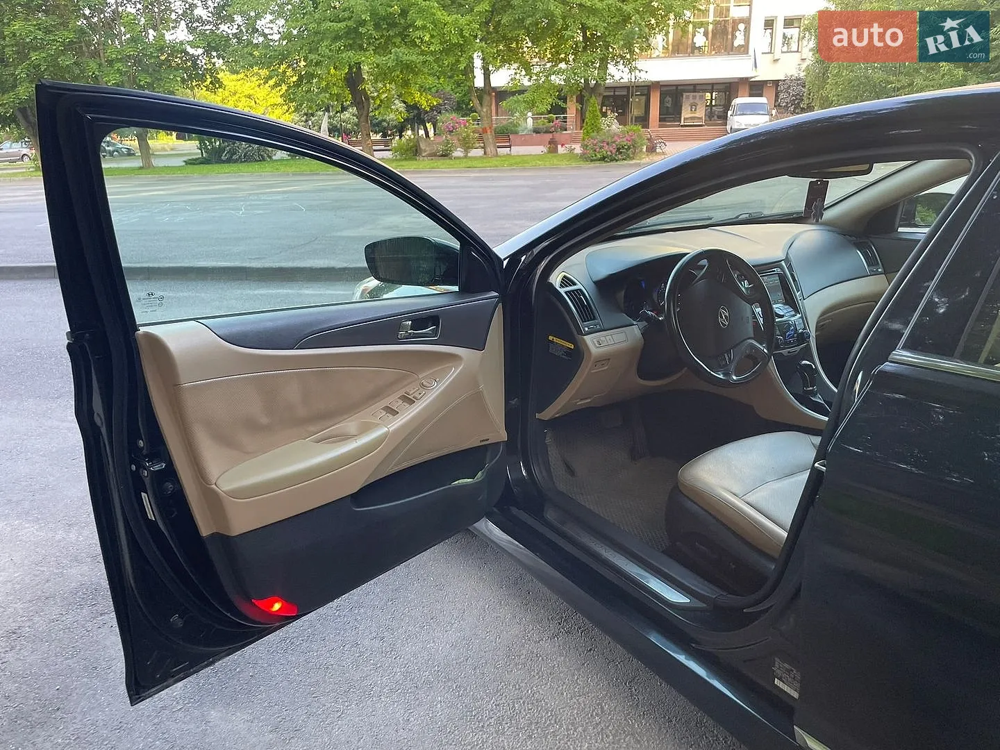 2012 Hyundai Sonata - мініатюра 11