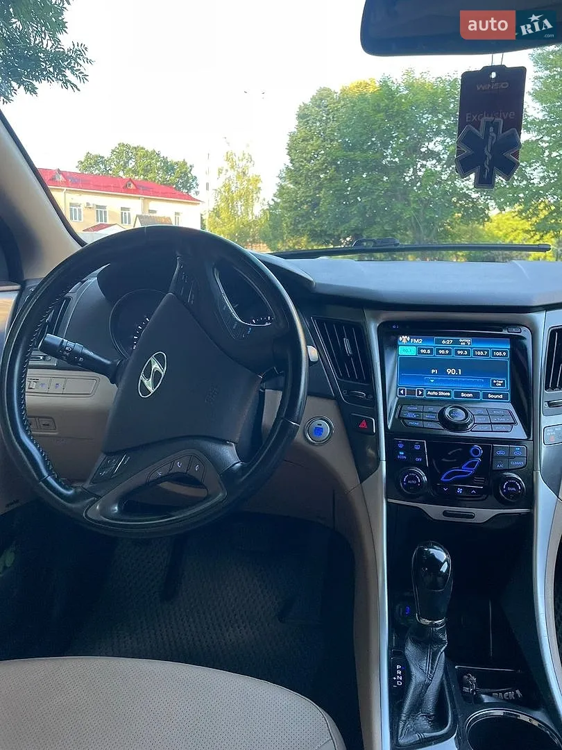 2012 Hyundai Sonata - мініатюра 16