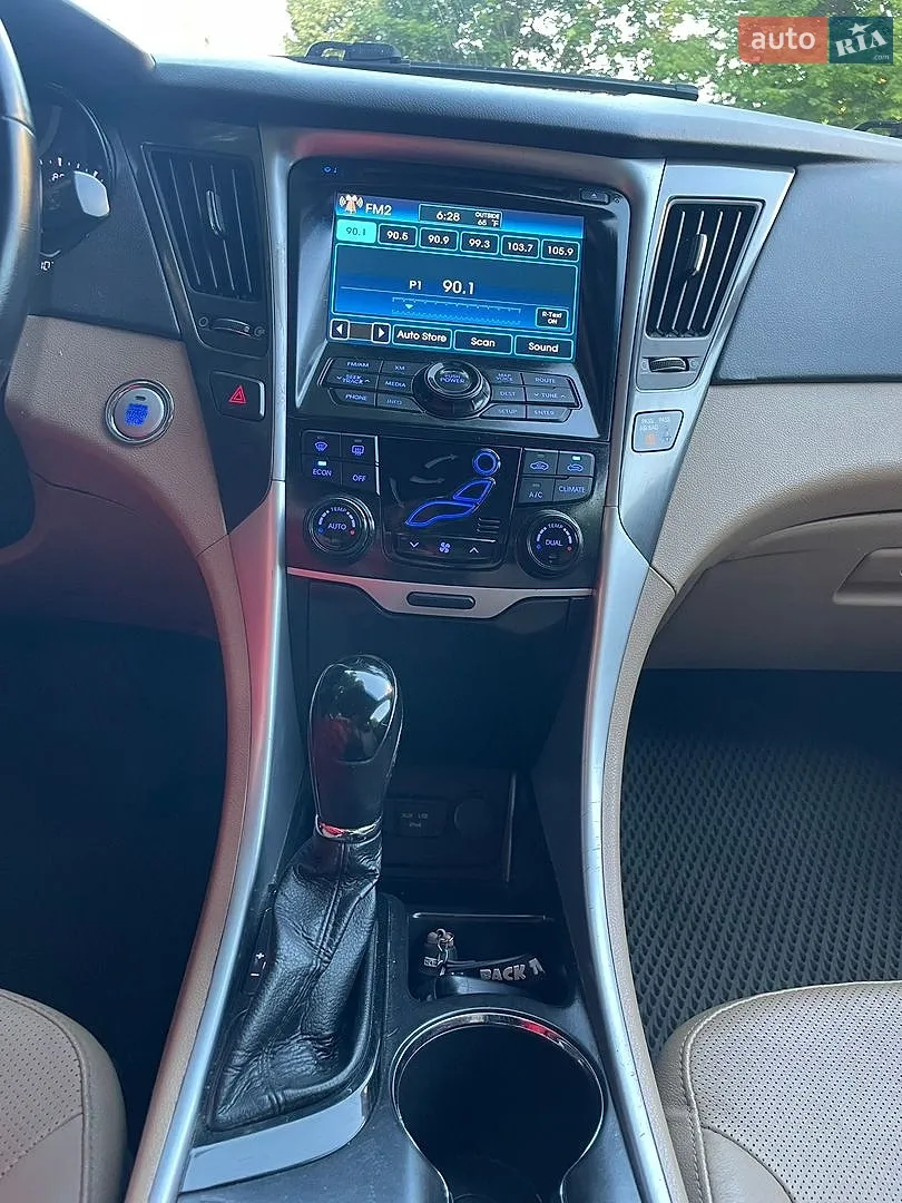 2012 Hyundai Sonata - мініатюра 21